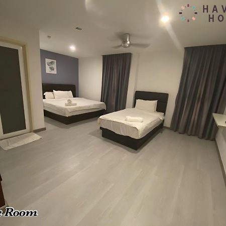 Havona Hotel - Kulai Exteriör bild